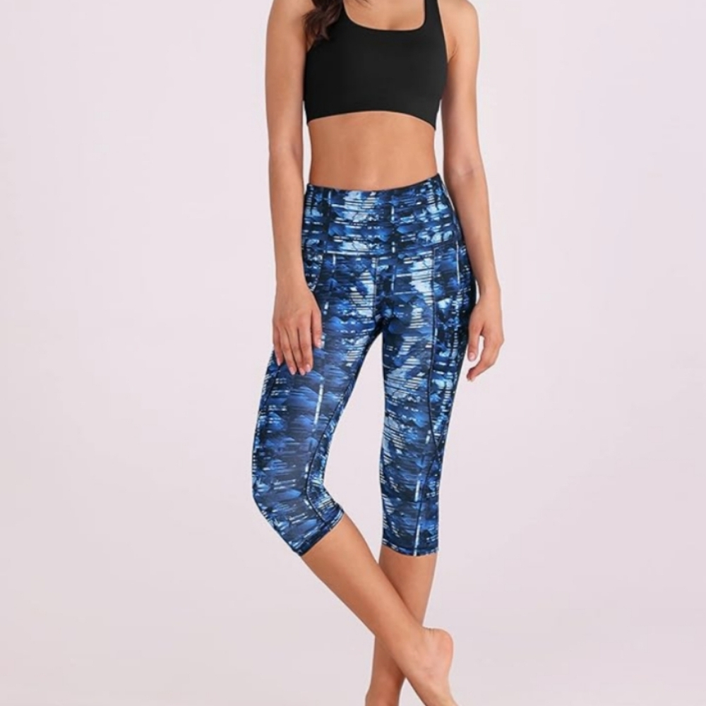 Ododos Capri Leggings: Indigo, Large 76% Poly/24%Spandex, 19" Insea… - Picture 5 of 6